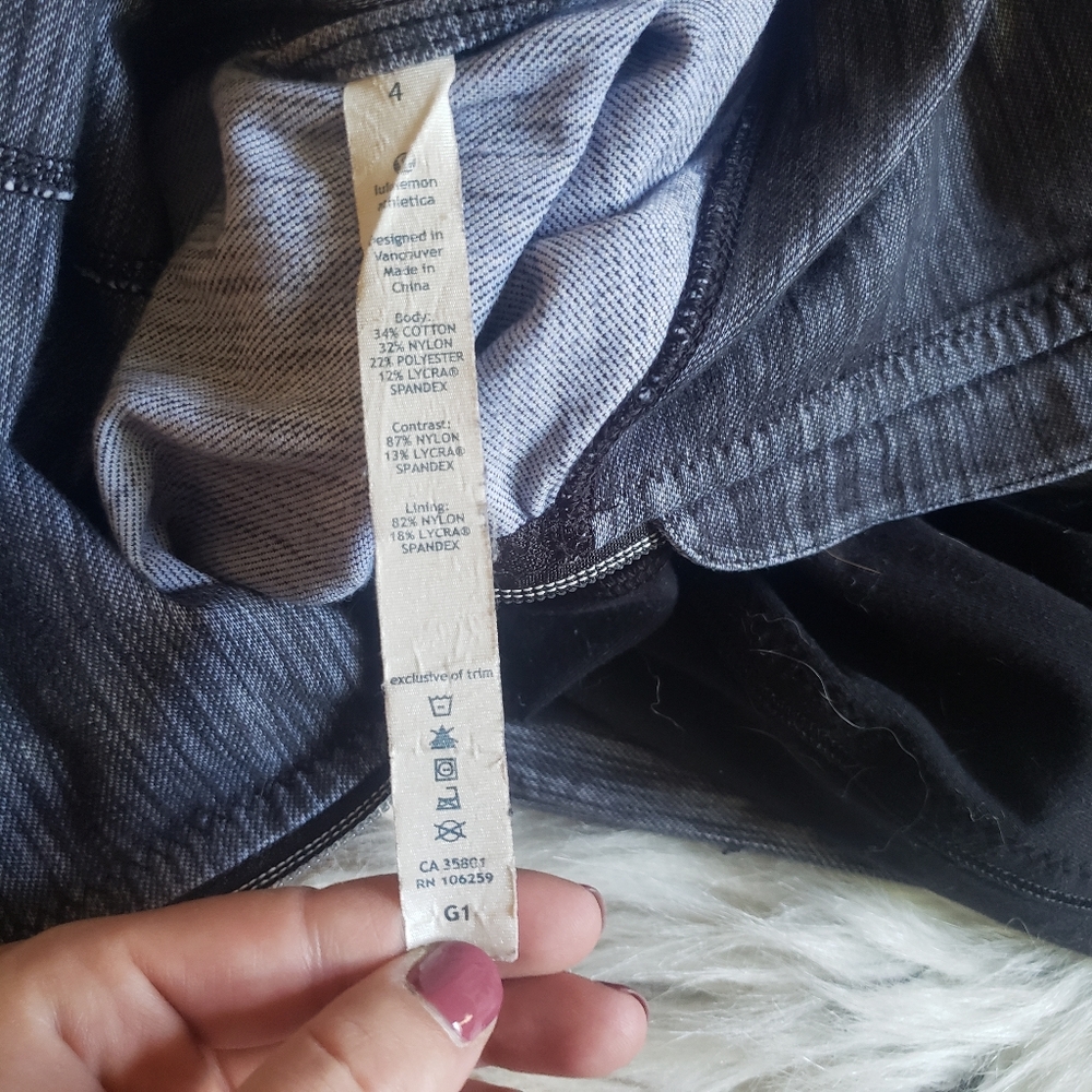 Lululemon Yoga Zipup Large Slub Denim Polar Haze Black - Picture 7 of 10